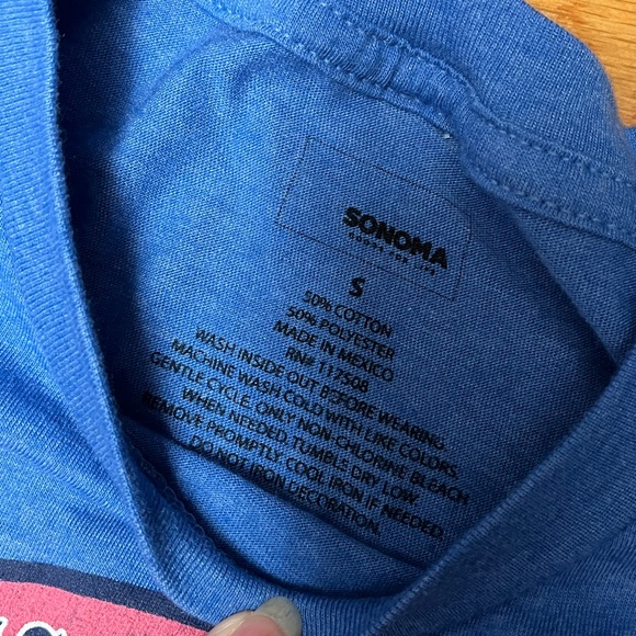 Sonoma What happens in the mountains blue T shirt. Size S - Picture 2 of 4
